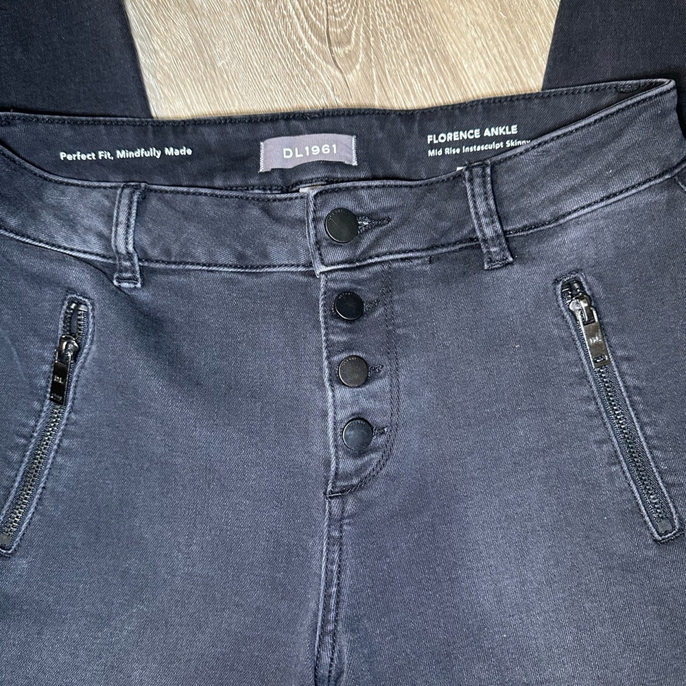 DL1961 Florence Ankle Moto Skinny Jeans Black Stretch Mid Rise Size 27 - Picture 4 of 6